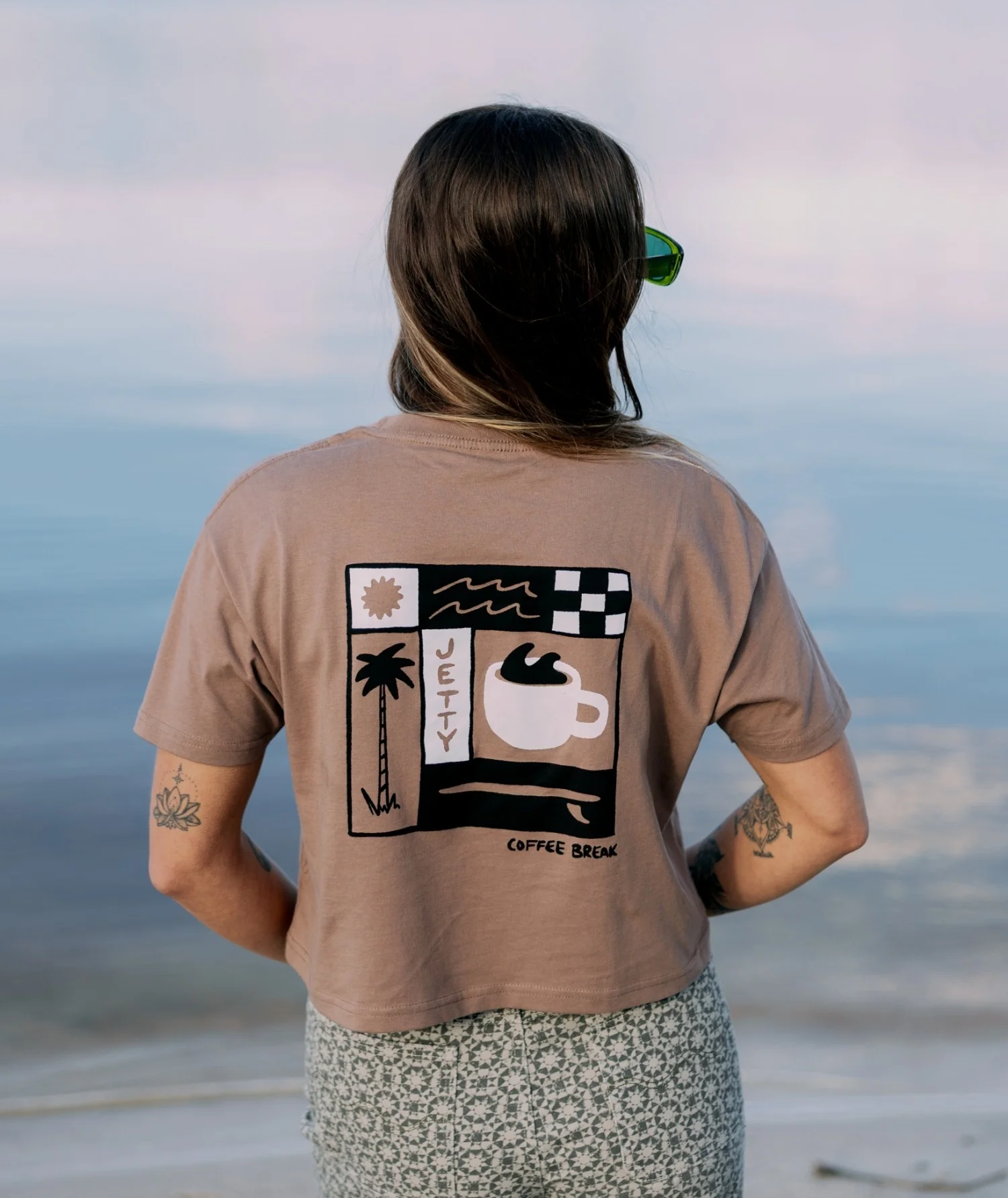 Coffee Break tee - Brown - Image 2