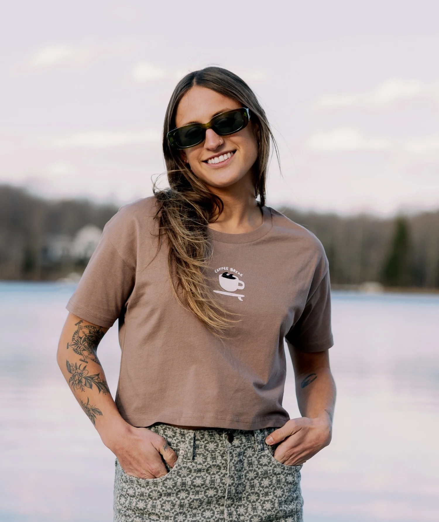 Coffee Break tee - Brown - Image 4
